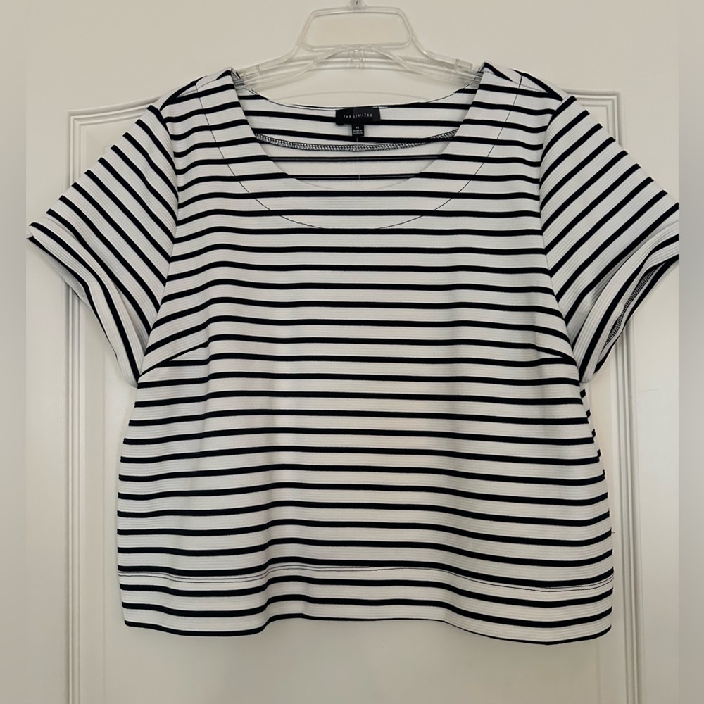 The Limited Women's Crop Top